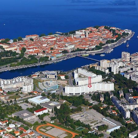 Gallery Rooms With Parking Zadar Eksteriør billede