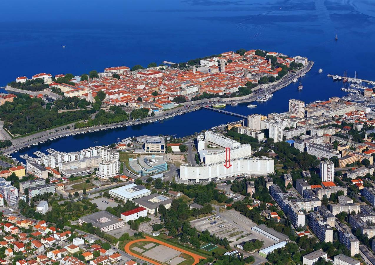 Gallery Rooms With Parking Zadar Eksteriør billede